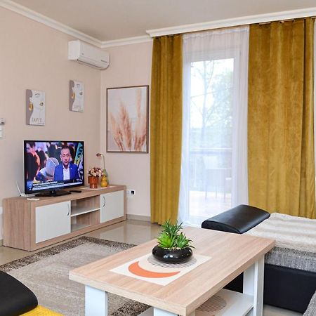 Unicum Apartman Hajdúszoboszló Exterior foto